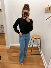 Load image into Gallery viewer, Simel Jumper - Black
