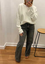 Load image into Gallery viewer, Riverford Knit - White
