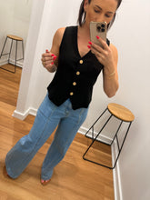Load image into Gallery viewer, Harlen Linen Vest - Black
