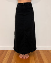 Load image into Gallery viewer, Eastwood Maxi Skirt - Black
