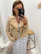 Load image into Gallery viewer, Jarden jacket
