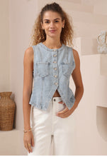 Load image into Gallery viewer, Toya Denim Vest
