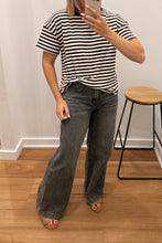 Load image into Gallery viewer, Easy Tuck Tee - Choc Stripe
