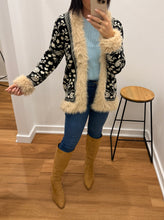 Load image into Gallery viewer, Azalea Jacket - Black
