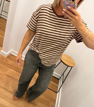 Load image into Gallery viewer, Easy Tuck Shirt - Choc/oat  Stripe
