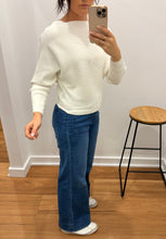 Load image into Gallery viewer, Sunday Top - White
