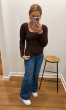 Load image into Gallery viewer, Veri Top - Choc
