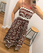Load image into Gallery viewer, Torres Dress - Choc
