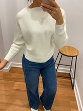 Load image into Gallery viewer, Sunday Top - White
