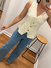 Load image into Gallery viewer, Harlen Linen Vest - Natural
