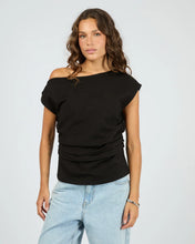 Load image into Gallery viewer, Soho tee  - Black
