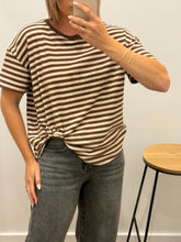 Load image into Gallery viewer, Easy Tuck Shirt - Choc/oat  Stripe
