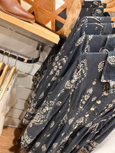 Load image into Gallery viewer, Arah Midi Dress
