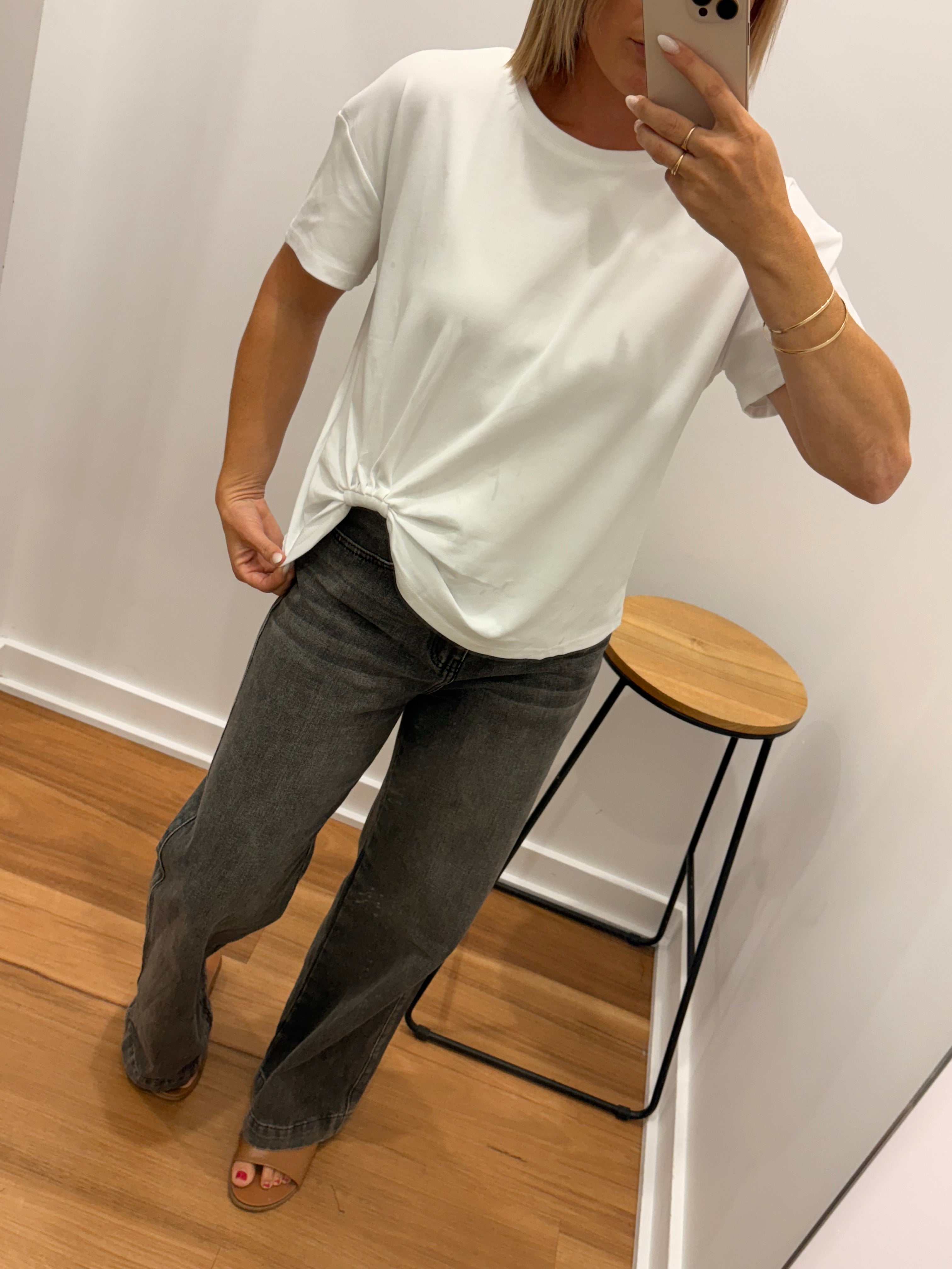 Easy Tuck Shirt - White