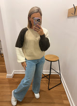 Load image into Gallery viewer, Abeey Knit - Natural
