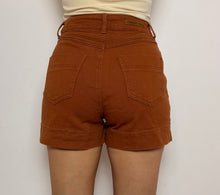 Load image into Gallery viewer, Cyrus Short - Tan
