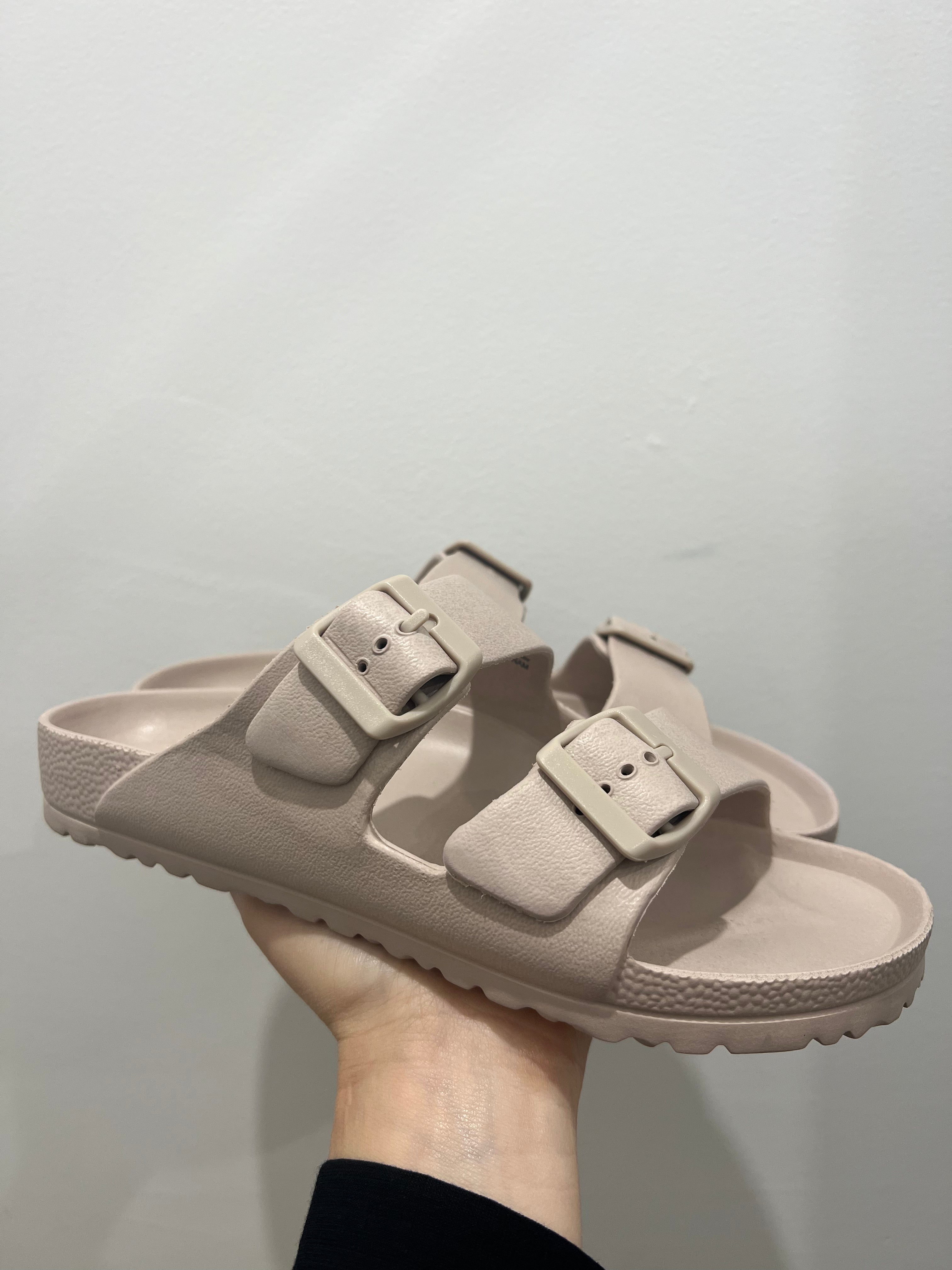 Human 'Ripe' Slide - Cool Grey