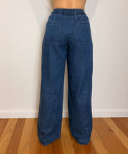 Load image into Gallery viewer, Oasis Jean - Dark blue
