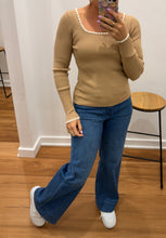 Load image into Gallery viewer, Veri Top - Camel
