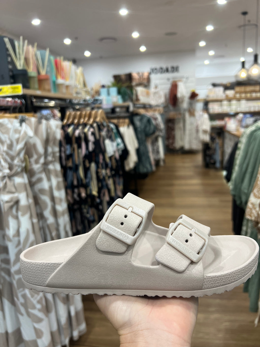 Human 'Ripe' Slide - Cool Grey