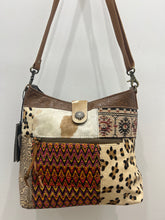 Load image into Gallery viewer, Peruvian Shoulder bag
