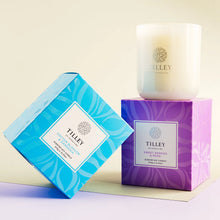 Load image into Gallery viewer, Sweet Berries &amp; Musk Soy Candle

