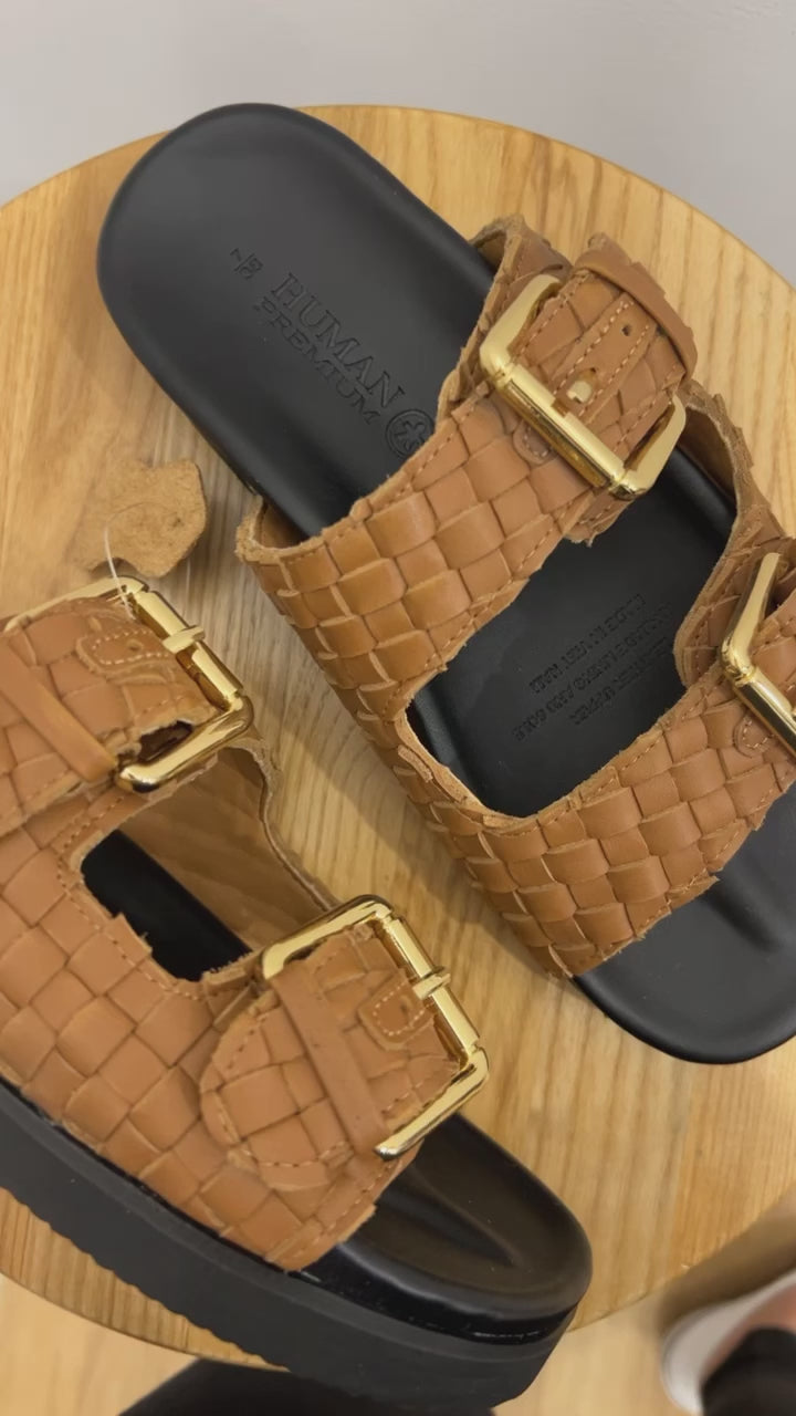 Blair Leather Slide - Tan