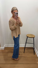 Load and play video in Gallery viewer, Marley Knit - Beige
