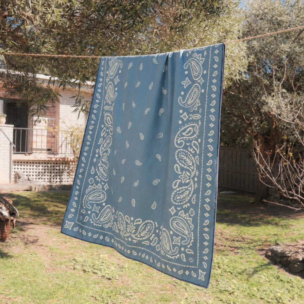 Venice Sand free Beach Towel