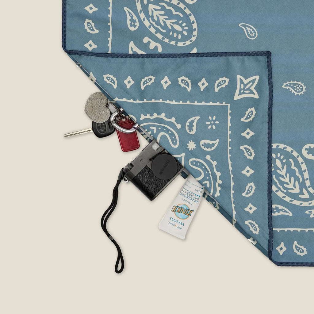 Venice Sand free Beach Towel